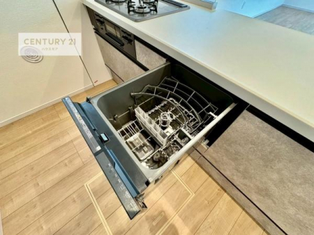 �L�b�`���@�H��@�t���̃L�b�`���ł��I�Z���������r��h�~�Ƃ��đ�ϊ��􂷂�֗��Ȏd�l�ł��I�r���g�C���Ȃ̂ŃL�b�`���̏ꏊ����炸�����X�y�[�X���L���g�����Ƃ��o���܂��I