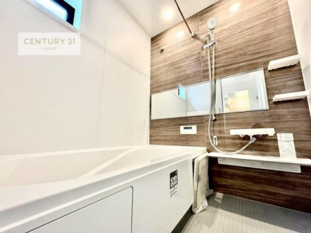 �����@�������������l�̕��͋C�̃o�X���[���́A�����o�Ă��ăo�X�^�C�����[���I
���d���撣���Ă��邲�J���ɂ��D�݂̍���̓����܂����āA�y����ł݂Ă͂������ł��傤���H