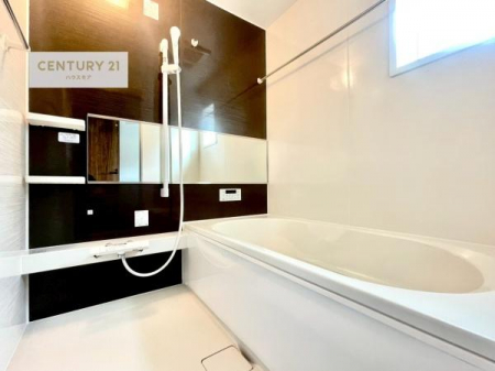 �����@�������������l�̕��͋C�̃o�X���[���́A�����o�Ă��ăo�X�^�C�����[���I
���d���撣���Ă��邲�J���ɂ��D�݂̍���̓����܂����āA�y����ł݂Ă͂������ł��傤���H