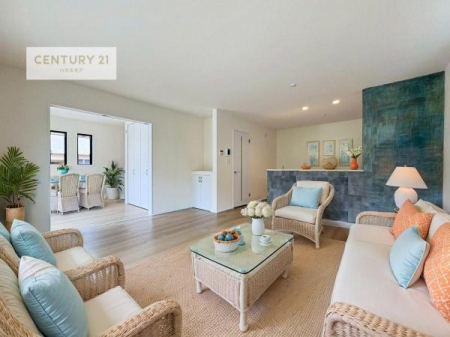 ���r���O�@�Ƌ��CG�p�[�X�ł��B�J�����̂���L�XLDK�I�\�t�@�[��_�C�j���O�e�[�u����u���Ă������ɂȂ�Ȃ��̂ŉ��K�ɉ߂����܂��I�R�~���j�P�[�V���������₷�����r���O�ł��I