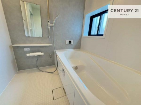 �����@�L�X�o�X�ň���̔������t���b�V���B�����L�΂���̂ŁA�����ɂ��������ƐZ����܂��ˁI�����̃o�X�^�C�����y���݂ɂȂ�܂��B