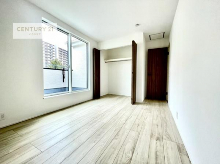 �m���@�o���R�j�[�ɖʂ��Ă���m���ł��B���邭�����肪����A���C����������ł��܂��I���N���āA�O�ɏo�Ĕw�L�т����[�ċz�����ǂ������}������邱�Ƃ��ł��܂��B