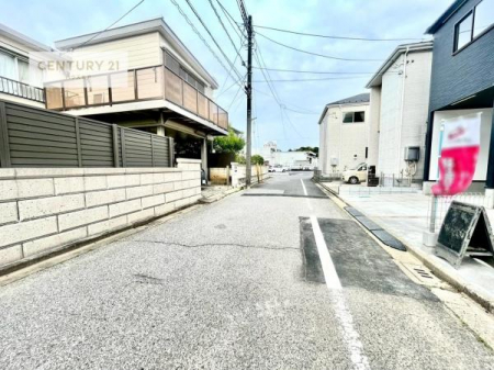 ���̑����n�@�O�ʓ��H��5.5���I�z����ǍD�ȗ��n�ł��B
�Ԍɓ��ꂪ���ȕ������S�ł��ˁB