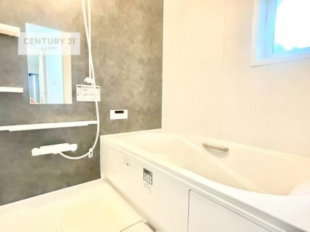 �����@�������������l�̕��͋C�̃o�X���[���́A�����o�Ă��ăo�X�^�C�����[���I
���d���撣���Ă��邲�J���ɂ��D�݂̓����̓����܂����āA�y����ł݂Ă͂������ł��傤���H