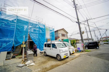 ���ԏ�@���ԃX�y�[�X��2�䕪����܂��I�Z�J���h�J�[�͂������A�o�C�N�⎩�]�ԂȂǂ��u���ꏊ�ɍ���܂���B