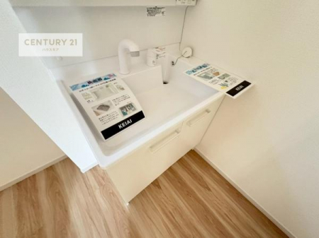 ���ʑ�E���ʏ��@�[�����ʑ�{�E���́A�������˂ɂ����̂ł�����ꂪ�y�X�I���������ۂĂ܂��I
�L���C�Ȑ��ʏ��Ŏ��������̃��`�x�[�V�������オ��܂��ˁI