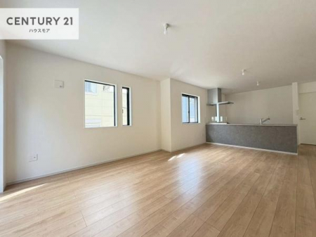 ���r���O�@�L�X�_�C�j���O�X�y�[�X�I������肨�H���B�΂��������y�������Ԃ��߂����܂��B���X�̔���������܂��I