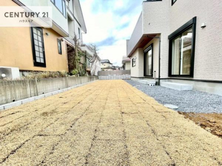 ��@�z������ǍD�Ȃ���ł��I���ꂽ���ɂ͐�������n����J���I�Ȏ��Ԃ��y���߂܂��B
�K�[�f�j���O��ƒ�؉����y���߂܂��I