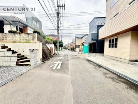 ���̑����n�@�O�ʓ��H��5.9���I�z����ǍD�ȗ��n�ł��B
�Ԍɓ��ꂪ���ȕ������S�ł��ˁB