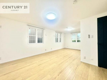 �Q���@�D���������������ޗm���́A���̖ڊo�߂��C�������ǂ������ł��ˁB���������Ԃ��������Ɖ߂������Ƃ��ł��܂��B�D�����F�����̃t���[�����O���ǂ�ȉƋ�ɂ��}�b�`���܂��I