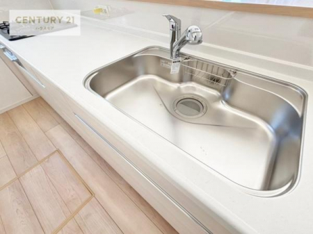 ���d�l�ʐ^(�L�b�`���j�@���C�h�ȃV���N�ł��ˁI�������˂ɂ������������₷���Ǝ����y�X�d�l�̃V�X�e���L�b�`���ł��I
�f�U�C�����Ƌ@�\�������˂��L�b�`���Ő�����������܂��ˁI�i���d�l�j