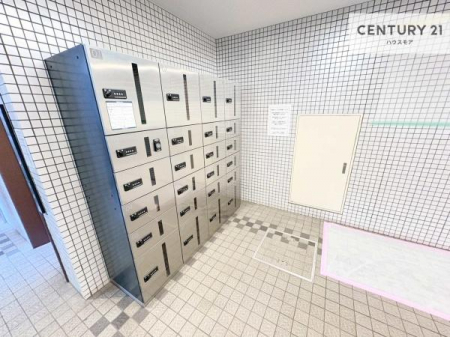 ���̑����p���@��zBOX�t���ŕs�ݎ��ł��ו����󂯎��ĂƂ��Ă��֗��I
�����Ǝ��ӂ̏�񂪒m�肽�����������܂�����A���⍇�킹�𒸂���Α����ɑΉ��������܂��B