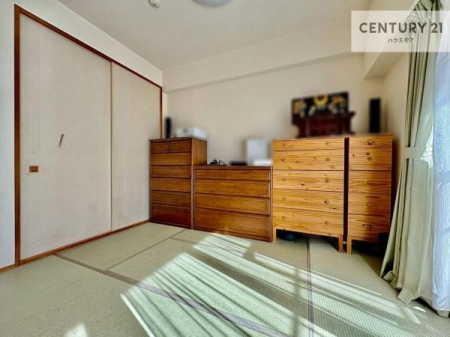 �a���@���r���O�Ɨאڂ����a���ł��I�Ǝ��̋x�e�X�y�[�X��L�b�Y�X�y�[�X�Ƃ��Ċ��p����̂��悳�����ł��ˁI
�a���̎g�����͖�����I���[�X�y�[�X�������Ղ�ł��I