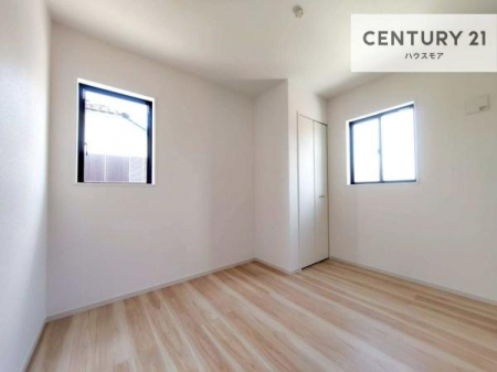 ���r���O�ȊO�̋����@�V���v���Ƀf�U�C������Ă��邽�߁A�Ƌ��I�т܂���I
���C�ɓ���̉Ƌ��u���Ă��낰���Ԃ���邱�Ƃ��ł��܂��B