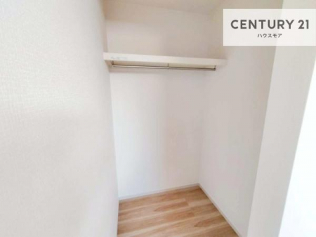 ���[�@�E�H�[�N�C���N���[�[�b�g�t���ł��B��������̂��m���Ȃǂ����[���Ă��������ł��ˁI���ɂ���@�������ȂǋG�ߕ��̑傫�ȉƓd�����[�ł��܂��I