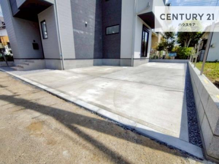 ���ԏ�@���ԃX�y�[�X��2�䕪����܂��I�Z�J���h�J�[�͂������A�o�C�N�⎩�]�ԂȂǂ��u���ꏊ�ɍ���܂���B