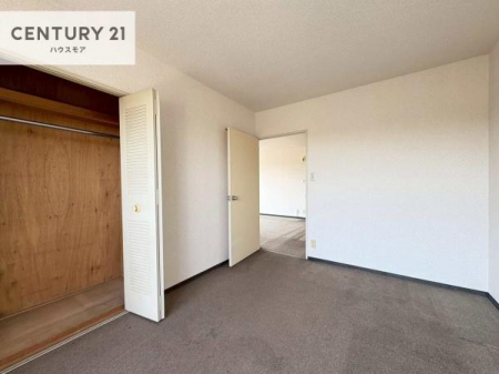 �m���@���[�X�y�[�X�����Ă��܂��I�������X�b�L�����ڂ��鎖���ł��܂��ˁB
�Ƌ��I�΂Ȃ��V���v���ȃf�U�C���ׁ̈A�Ƌ��I�΂����C�ɓ���̋�ԍ�肪�ł������ł��ˁB