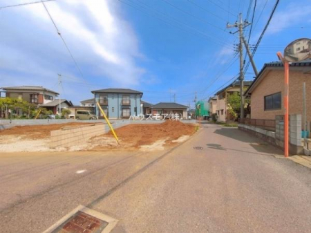 ���̑����n�@�O�ʓ��H3.5���~3.8���I�z����ǍD�ȗ��n�ł��B
�Ԍɓ��ꂪ���ȕ������S�ł��ˁB