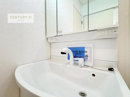 ���ʑ�E���ʏ��@�[�����ʑ�{�E���́A�������˂ɂ����̂ł�����ꂪ�y�X�I���������ۂĂ܂��I
�L���C�Ȑ��ʏ��Ŏ��������̃��`�x�[�V�������オ��܂��ˁI