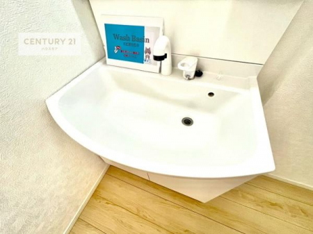 ���ʑ�E���ʏ��@�[�����ʑ�{�E���́A�������˂ɂ����̂ł�����ꂪ�y�X�I���������ۂĂ܂��I
�L���C�Ȑ��ʏ��Ŏ��������̃��`�x�[�V�������オ��܂��ˁI