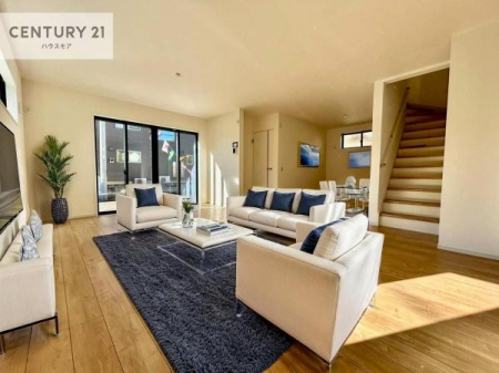 ���r���O�@�Ƌ��CG�p�[�X�ł��B��؂ȉƑ����W�܂邩�炱��LDK�ɂ͂�����肽���B
�q�����������C�ɏ΂��Ȃ��瑖�����Ă���p�����������u�L���Ƃɂ��ėǂ������v�Ǝv���u�Ԃł��B