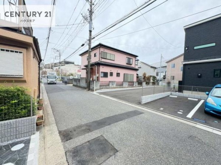 ���̑����n�@�O�ʓ��H5.3���~18.6���I�z����ǍD�ȗ��n�ł��B
�Ԍɓ��ꂪ���ȕ������S�ł��ˁB