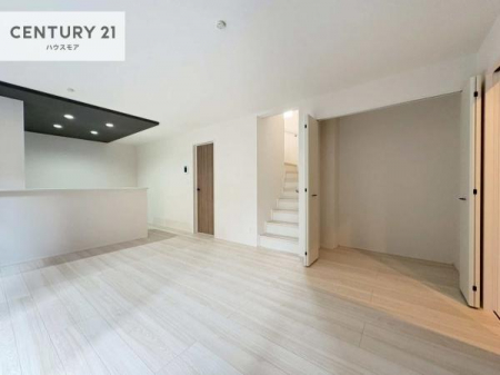 ���r���O�@�L�X�_�C�j���O�X�y�[�X�I������肨�H���B�΂��������y�������Ԃ��߂����܂��B���X�̔���������܂��I