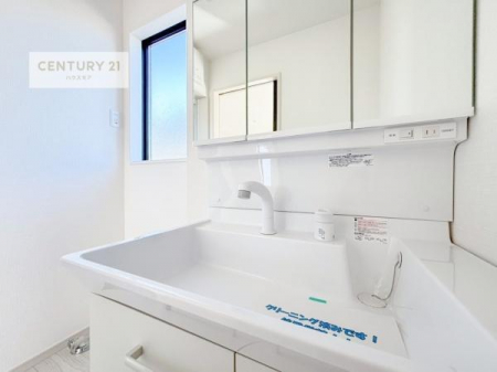 �����\�z�}(����)�@�l�C�̎O�ʋ����ʑ���̗p�B�������[�ŏ������������萮�����ł��܂��B(���d�l)