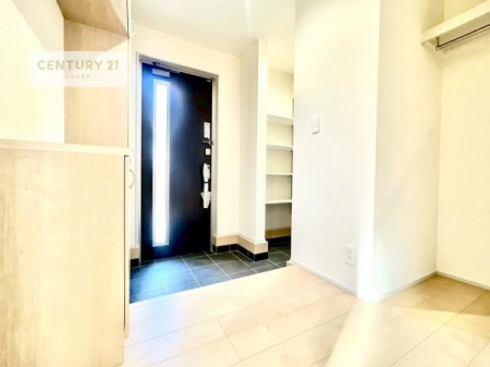 ���ց@�V���[�Y�{�b�N�X�t���B���ւ��Еt�����|�������₷���ł��I
�X�b�L���������ւŌ˂��J�����u�ԁA�������̂���S�n������Ԃ��o�}���Ă���܂��B