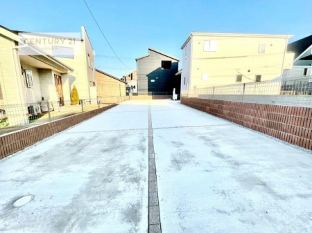 ���ԏ�@���ԃX�y�[�X��6�䕪����܂��I�Z�J���h�J�[�͂������A�o�C�N�⎩�]�ԂȂǂ��u���ꏊ�ɍ���܂���B