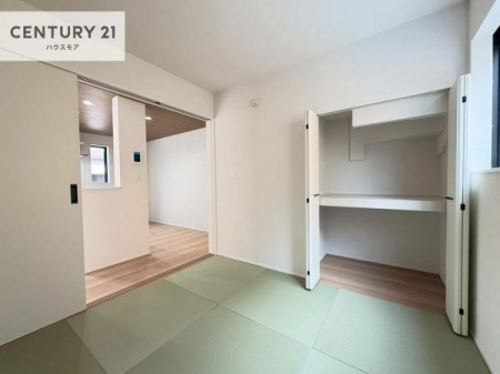 �a���@���r���O�Ɨאڂ����a���ł��I�Ǝ��̋x�e�X�y�[�X��L�b�Y�X�y�[�X�Ƃ��Ċ��p����̂��悳�����ł��ˁI
�a���̎g�����͖�����I���[�X�y�[�X�������Ղ�ł��I