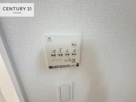 ���̑��@����������g�[���t���Ă��閣�͓I�Ȏd�l�ł��I�~��̓q�[�g�V���b�N�̗\�h�ɂ��g���܂��B
�J�̓��ł������󕨂���������̂ŁA���󕨂����ߍ��݂ɂ����I