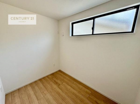 ���r���O�ȊO�̋����@�V���v���Ƀf�U�C������Ă��邽�߁A�Ƌ��I�т܂���I
���C�ɓ���̉Ƌ��u���Ă��낰���Ԃ���邱�Ƃ��ł��܂��B