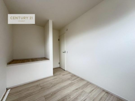 ���r���O�ȊO�̋����@�V���v���Ƀf�U�C������Ă��邽�߁A�Ƌ��I�т܂���I
���C�ɓ���̉Ƌ��u���Ă��낰���Ԃ���邱�Ƃ��ł��܂��B