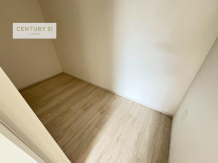 ���[�@�E�H�[�N�C���N���[�[�b�g�t���ł��B��������̂��m���Ȃǂ����[���Ă��������ł��ˁI���ɂ���@�������ȂǋG�ߕ��̑傫�ȉƓd�����[�ł��܂��B