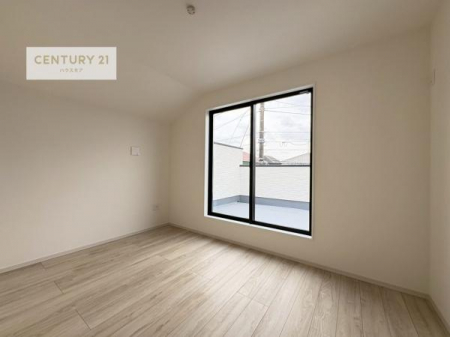 �Q���@�o���R�j�[�ɖʂ������邢�Q���B�S�n�悢�z���ƕ�����������J���I�ȋ�ԂŁA�������������Ƃ��߂������������܂��B