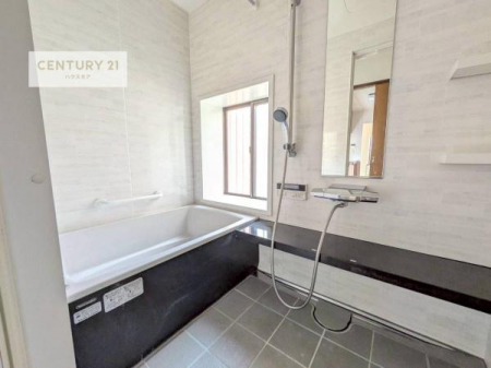 �����@�L�X�o�X�ň���̔������t���b�V���B�����L�΂���̂ŁA�����ɂ��������ƐZ����܂��ˁI�����̃o�X�^�C�����y���݂ɂȂ�܂��B