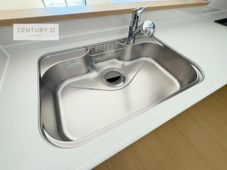 �L�b�`���@���C�h�ȃV���N�ł��ˁI�������˂ɂ������������₷���Ǝ����y�X�d�l�̃V�X�e���L�b�`���ł��I
�f�U�C�����Ƌ@�\�������˂��L�b�`���Ő�����������܂��ˁI