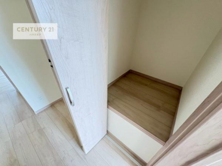 ���[�@2�K�L�����[����I�G�ߕ�����p�i������������[�B�Z�܂��ɂ�Ƃ肪���܂�܂��B