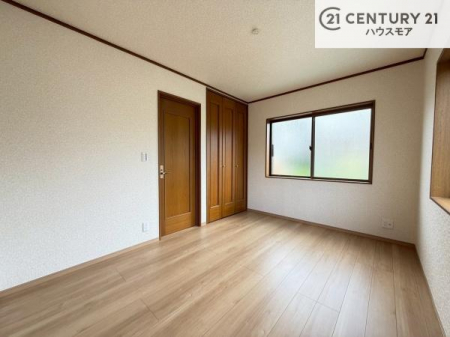 �m���@�V���v���Ƀf�U�C������Ă��邽�߁A�Ƌ��I�т܂���I
���C�ɓ���̉Ƌ��u���Ă��낰���Ԃ���邱�Ƃ��ł��܂��B
