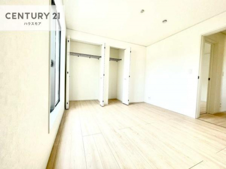 ���r���O�ȊO�̋����@���[�X�y�[�X���[���I�������X�b�L�����ڂ��鎖���ł��܂��ˁB
�Ƌ��I�΂Ȃ��V���v���ȃf�U�C���ׁ̈A�Ƌ��I�΂����C�ɓ���̋�ԍ�肪�ł������ł��ˁB