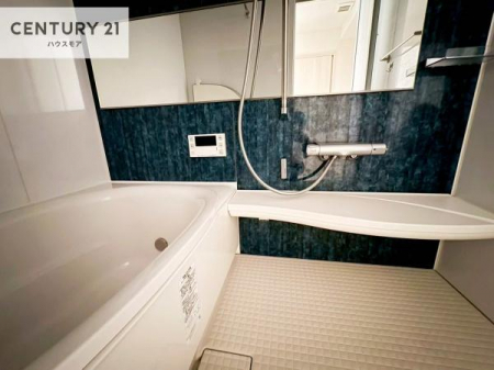 �����@�������������l�̕��͋C�̃o�X���[���́A�����o�Ă��ăo�X�^�C�����[���I
���d���撣���Ă��邲�J���ɂ��D�݂̍���̓����܂����āA�y����ł݂Ă͂������ł��傤���H