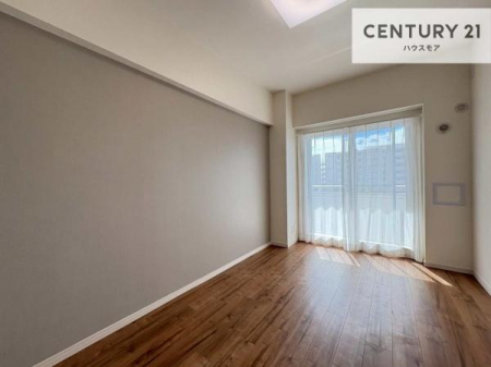 �Q���@�o���R�j�[�ɖʂ��Ă���m���ł��B���邭�����肪����A���C����������ł��܂��I���N���āA�O�ɏo�Ĕw�L�т����[�ċz�����ǂ������}������邱�Ƃ��ł��܂��B