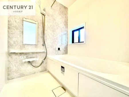 �����@�L�X�o�X�ň���̔������t���b�V���B�����L�΂���̂ŁA�����ɂ��������ƐZ����܂��ˁI�����̃o�X�^�C�����y���݂ɂȂ�܂��B
