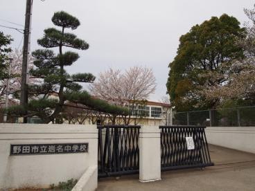 ���ӊ��@-