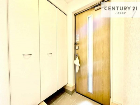 ���ց@�V���[�Y�{�b�N�X�t���B���ւ��Еt�����|�������₷���ł��I
�X�b�L���������ւŌ˂��J�����u�ԁA�������̂���S�n������Ԃ��o�}���Ă���܂��B