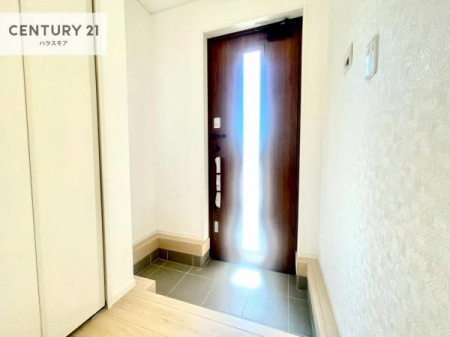 ���ց@�V���[�Y�{�b�N�X�t���B���ւ��Еt�����|�������₷���ł��I
�X�b�L���������ւŌ˂��J�����u�ԁA�������̂���S�n������Ԃ��o�}���Ă���܂��B