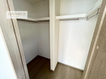 ���[�@�E�H�[�N�C���N���[�[�b�g�t���ł��B��������̂��m���Ȃǂ����[���Ă��������ł��ˁI���ɂ���@�������ȂǋG�ߕ��̑傫�ȉƓd�����[�ł��܂��I