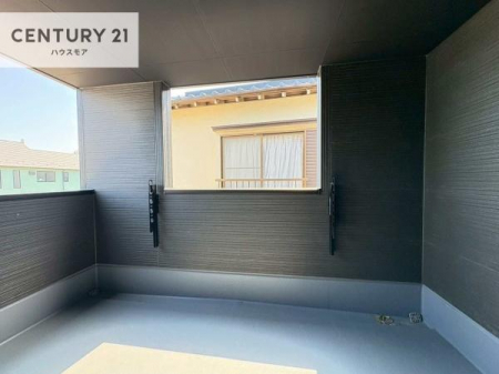 �o���R�j�[�@�C���i�[�o���R�j�[�I�������t���Ă���̂ŁA�}�ɉJ���~���Ă��G��ɂ������S�I�������������J�b�g���Ă����̂ŁA���V�C�̗ǂ����́A���O�֏o�Đ[�ċz����̂��悳�����ł��I