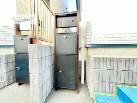 ���̑����n�@��z�{�b�N�X�t���Ȃ̂ŗ��炪�������Ƒ����Ĕz�B�̎�Ԃ��Ȃ����ו����󂯎��ĕ֗��ł��I